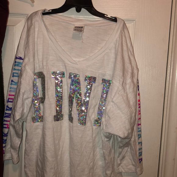 Shirts. - Picture 5 of 7